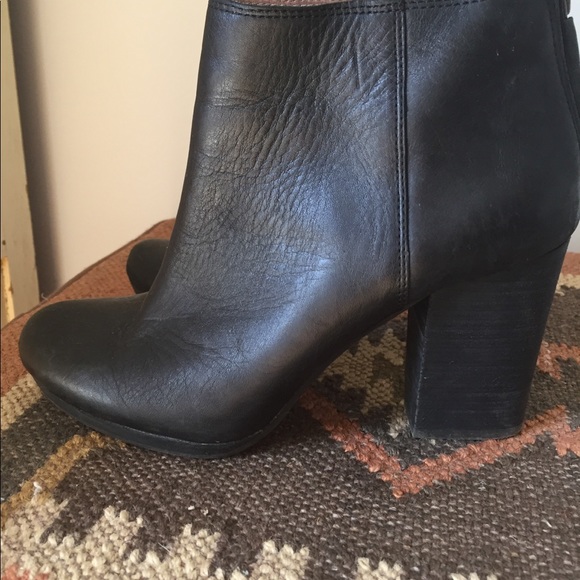 Madewell Black Leather Booties - Picture 3 of 3